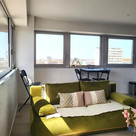 Nice Studio Apartement With Amazing View Daire *