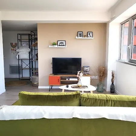 Nice Studio Apartement With Amazing View *